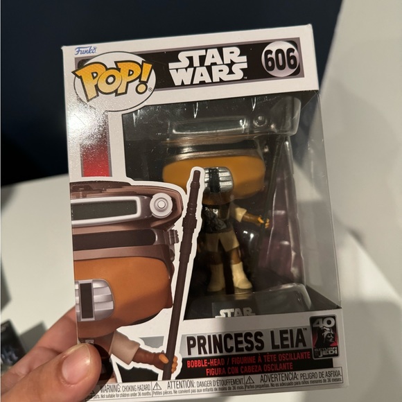 Princess Leia funko pop - Picture 2 of 5